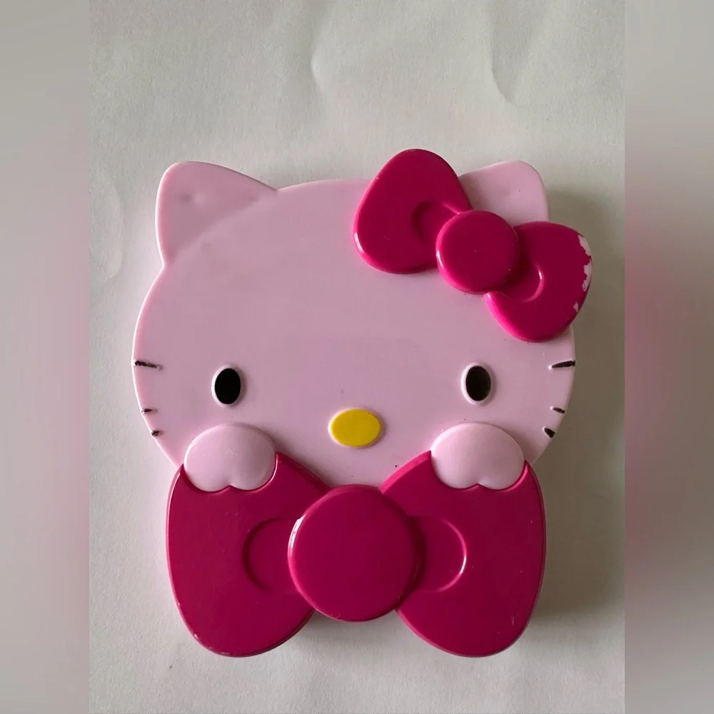 Hello kitty mirror with‎ comb
